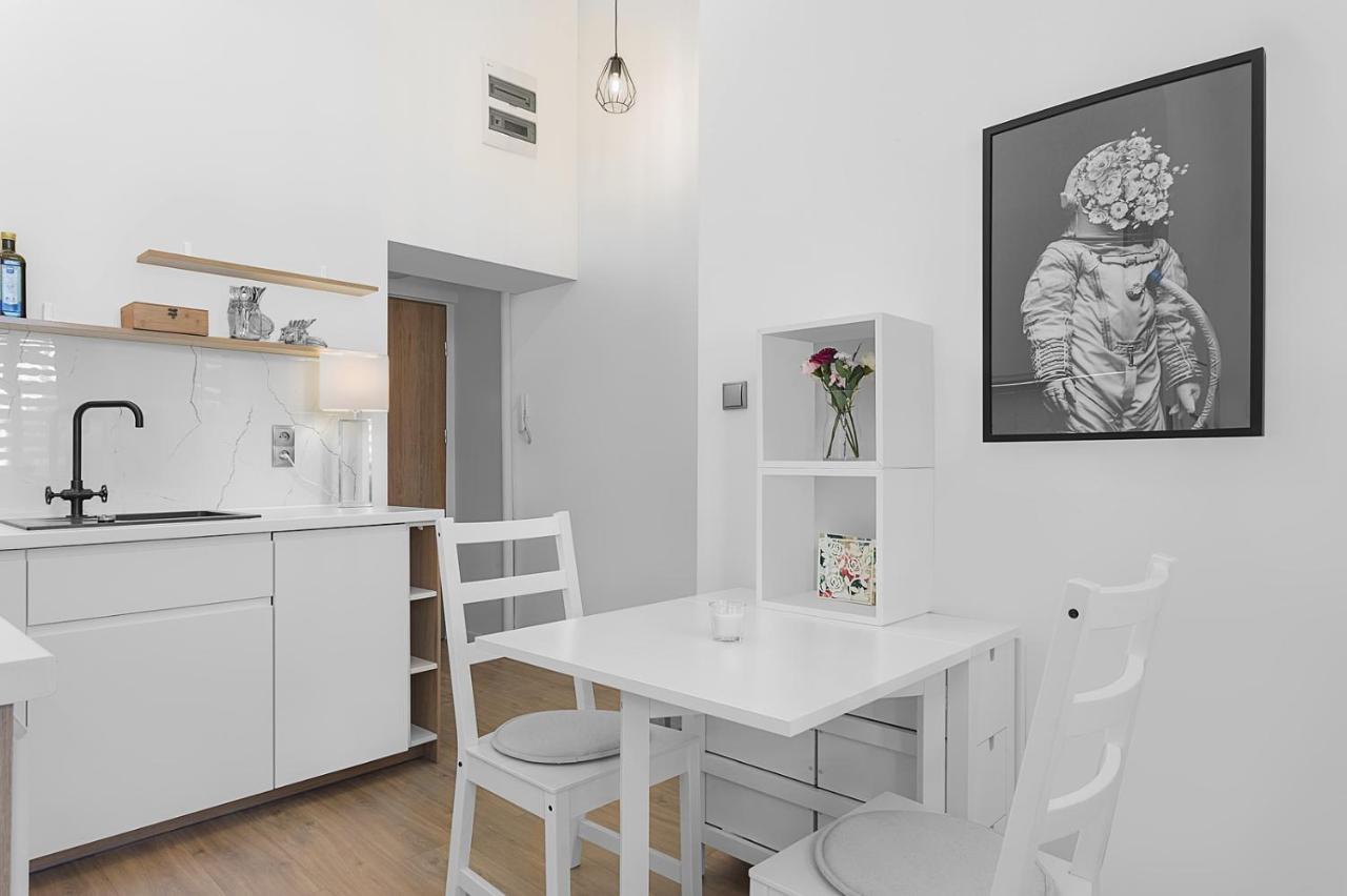 Princess Dream Apartment In The Heart Of Wroclaw Bagian luar foto
